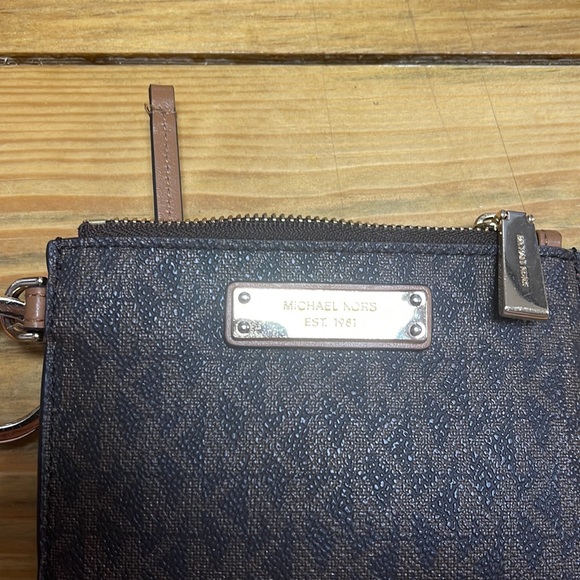 Michael Kors key wallet - Picture 5 of 5